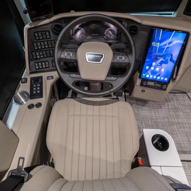 LC026 - LOKI Coach - Prevost H3-45